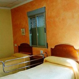 Residencia de Mayores Santa Teresa Malagón dos camas